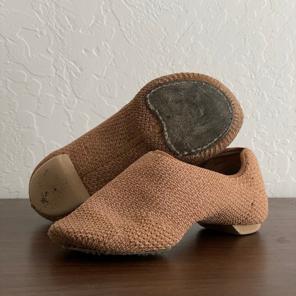 Capezio Jazz Shoes Toddler size 13 Natural Pure Knit Dance Studio Slip-On Ballet